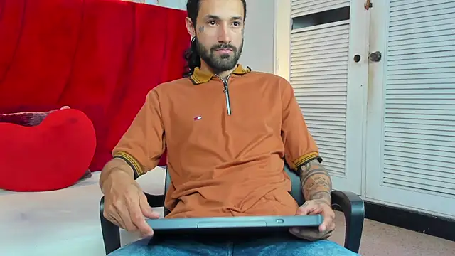 Alexx val online show from July 10, 8:00 pm