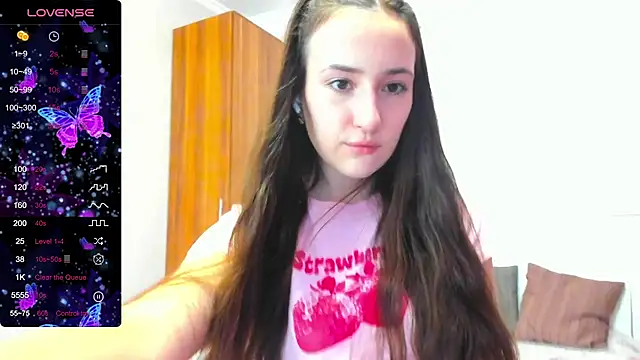 Snapshot of Pink_Soda2 chatting on July 14, 6:07 am Pink Soda2 online show from July 14, 6:07 am