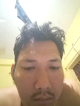 Snapshot of bigdickk__9 chatting on July 7, 1:15 pm bigdickk 9 online show from July 7, 1:15 pm