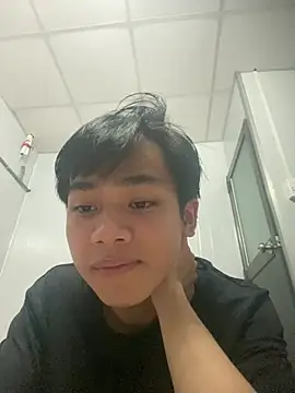 Snapshot of Shin210 chatting on July 11, 1:58 pm Shin210 online show from July 11, 1:58 pm