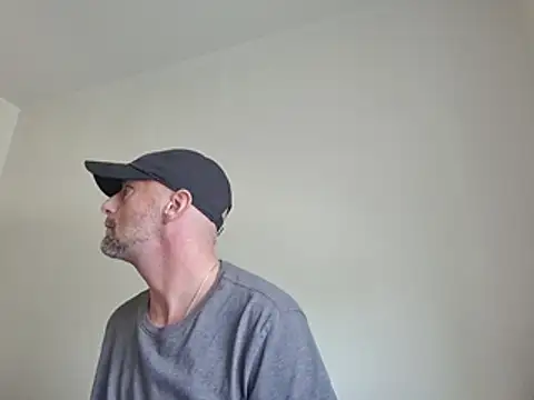Hot Stud 360 online show from July 17, 9:52 pm