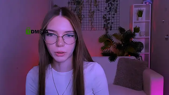 emilia fly online show from July 25, 9:18 am