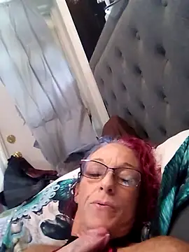 Midnightrayne online show from July 11, 9:27 pm
