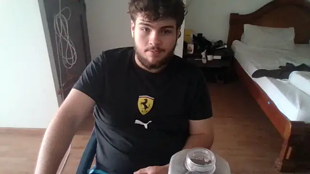 Snapshot of lipzard chatting on July 12, 5:59 pm lipzard online show from July 12, 5:59 pm
