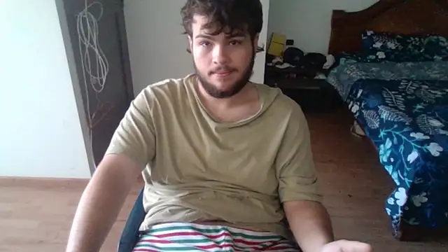 Snapshot of lipzard chatting on July 24, 1:42 pm lipzard online show from July 24, 1:42 pm