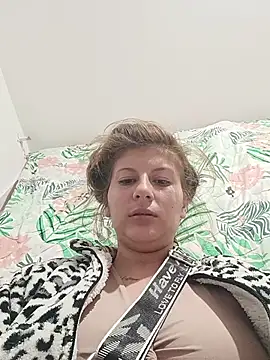 Snapshot of samy_20 chatting on July 22, 12:02 am samy 20 online show from July 22, 12:02 am