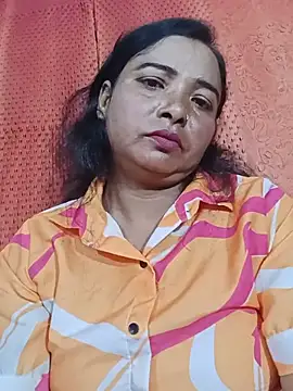Snapshot of queen_1211 chatting on July 10, 1:54 am queen 1211 online show from July 10, 1:54 am