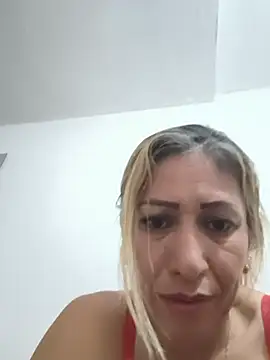 cielo-rojo online show from July 14, 4:23 pm