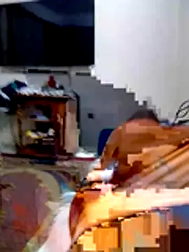 Snapshot of alpyfgj chatting on August 1, 2:55 am alpyfgj online show from August 1, 2:55 am
