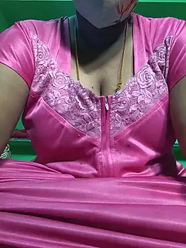 Snapshot of Tamil_kayalkutty chatting on July 18, 3:00 am Tamil kayalkutty online show from July 18, 3:00 am