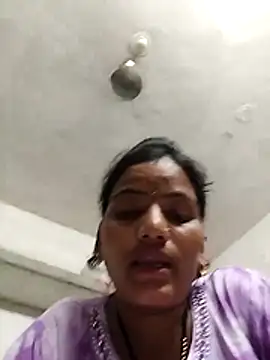 Snapshot of Sweet_Sapna90 chatting on July 27, 3:52 pm Sweet Sapna90 online show from July 27, 3:52 pm