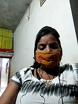 Snapshot of Sweet_Sapna90 chatting on July 28, 6:42 am Sweet Sapna90 online show from July 28, 6:42 am