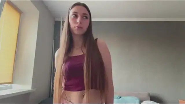 Snapshot of LilliamDowling chatting on July 10, 5:48 pm LilliamDowling online show from July 10, 5:48 pm