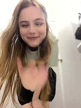 Snapshot of Lunabelle_ chatting on July 14, 12:33 pm Lunabelle online show from July 14, 12:33 pm