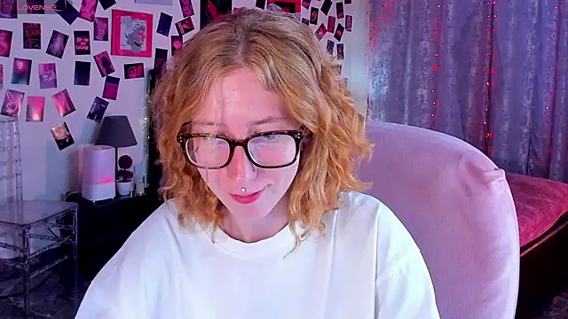 TerriaReed online show from July 24, 10:46 am