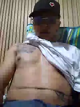 Snapshot of ilovevagina9 chatting on July 11, 4:26 am ilovevagina9 online show from July 11, 4:26 am