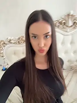 Snapshot of Arabian_big chatting on August 3, 9:26 am Arabian big online show from August 3, 9:26 am