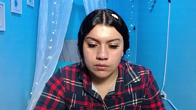 Snapshot of Solveig_roisin chatting on July 16, 1:06 pm Solveig roisin online show from July 16, 1:06 pm