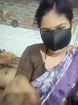 Snapshot of Indiansexycouple1 chatting on July 19, 4:44 pm Indiansexycouple1 online show from July 19, 4:44 pm