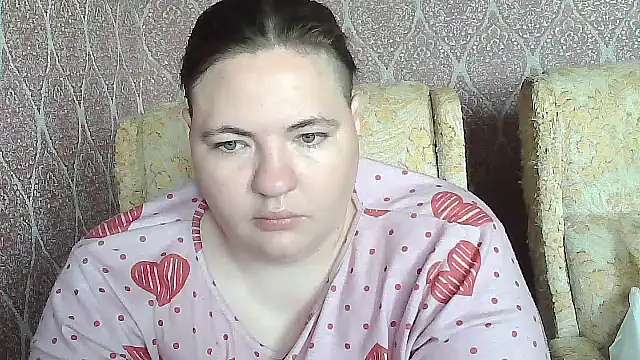 Snapshot of AlbertaAndSharon chatting on July 14, 7:46 am AlbertaAndSharon online show from July 14, 7:46 am