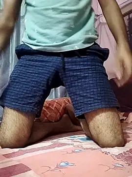 Snapshot of bubai_69 chatting on July 24, 7:45 pm bubai 69 online show from July 24, 7:45 pm