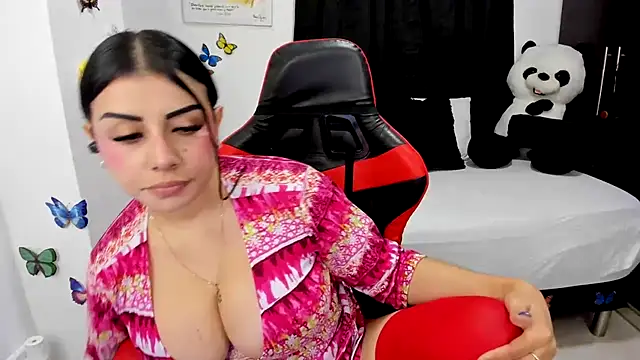 Snapshot of lucy007_ chatting on October 1, 1:55 am lucy007 online show from October 1, 1:55 am