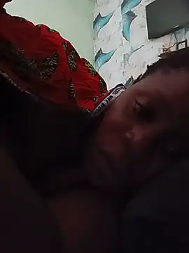 Snapshot of Maelbeauty chatting on July 31, 2:27 pm Maelbeauty online show from July 31, 2:27 pm
