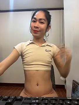 YourTSLovely online show from November 9, 7:34 pm