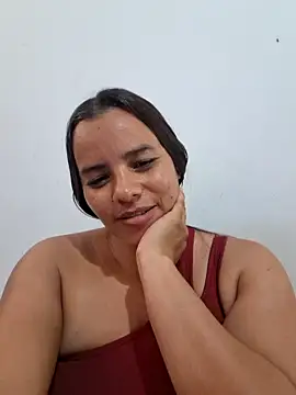 Snapshot of Yuli6x9 chatting on July 16, 2:56 pm Yuli6x9 online show from July 16, 2:56 pm