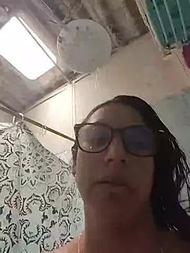 Snapshot of milarous chatting on July 16, 4:46 pm milarous online show from July 16, 4:46 pm