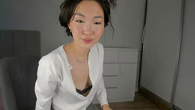 Snapshot of lollypopmolly chatting on July 27, 3:46 am lollypopmolly online show from July 27, 3:46 am