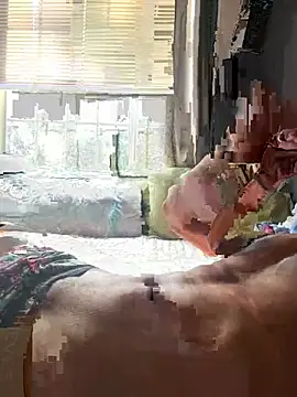 Snapshot of chapin_u22 chatting on July 15, 9:42 pm chapin u22 online show from July 15, 9:42 pm