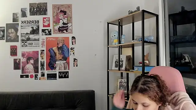 IamNikki online show from July 26, 3:04 am