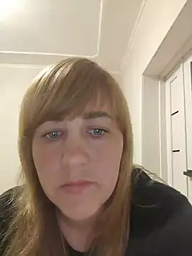 velvetsky323 online show from July 22, 8:22 pm