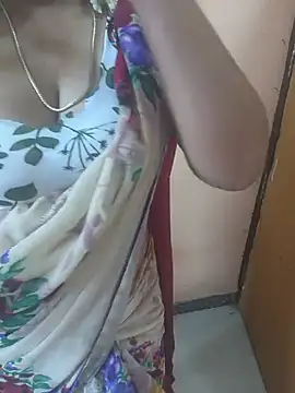 Snapshot of tamil_sweety_mallu chatting on July 29, 6:22 am tamil sweety mallu online show from July 29, 6:22 am