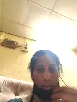Snapshot of Tamil--vani69 chatting on July 17, 9:16 am Tamil--vani69 online show from July 17, 9:16 am