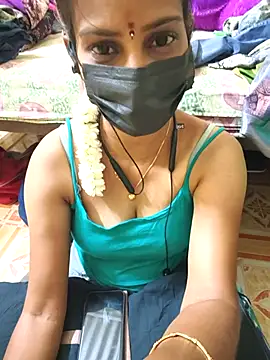 Snapshot of Tamil--vani69 chatting on August 5, 5:16 pm Tamil--vani69 online show from August 5, 5:16 pm