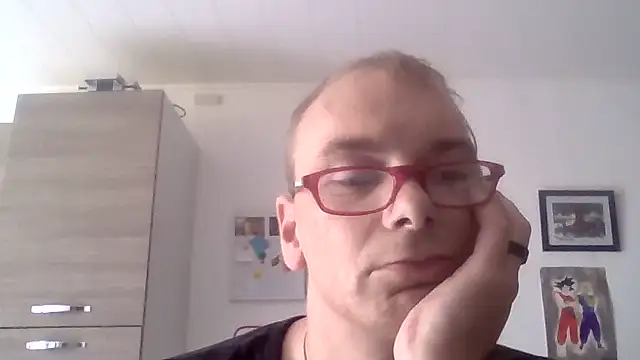 Snapshot of polo7755 chatting on July 17, 2:45 pm polo7755 online show from July 17, 2:45 pm