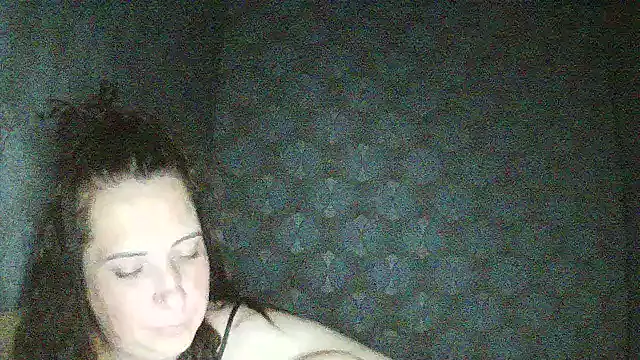 Snapshot of DazzlingMaddie chatting on July 25, 9:23 pm DazzlingMaddie online show from July 25, 9:23 pm