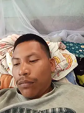 Snapshot of marcosymoree chatting on July 18, 1:26 pm marcosymoree online show from July 18, 1:26 pm