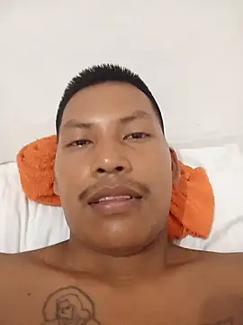Snapshot of marcosymoree chatting on July 19, 7:17 pm marcosymoree online show from July 19, 7:17 pm