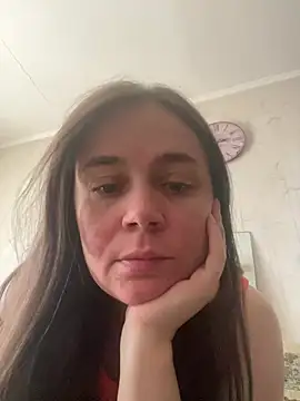 Snapshot of Erin92 chatting on July 18, 1:15 pm Erin92 online show from July 18, 1:15 pm