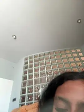 Snapshot of Latinamix chatting on July 20, 4:53 pm Latinamix online show from July 20, 4:53 pm