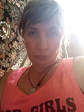 Snapshot of BellaBlum777 chatting on July 20, 10:50 am BellaBlum777 online show from July 20, 10:50 am