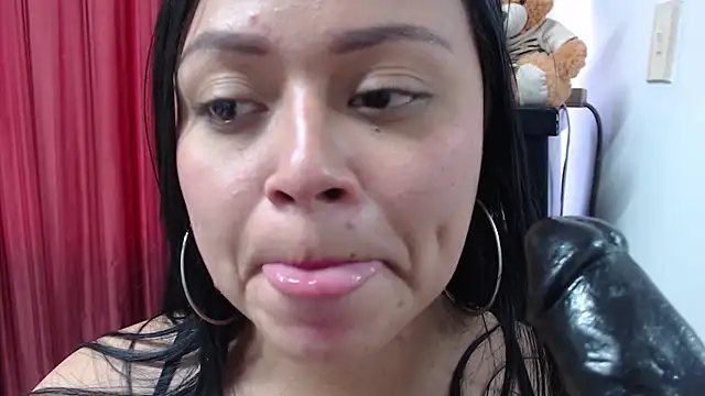 gabriela grace online show from February 3, 6:39 pm