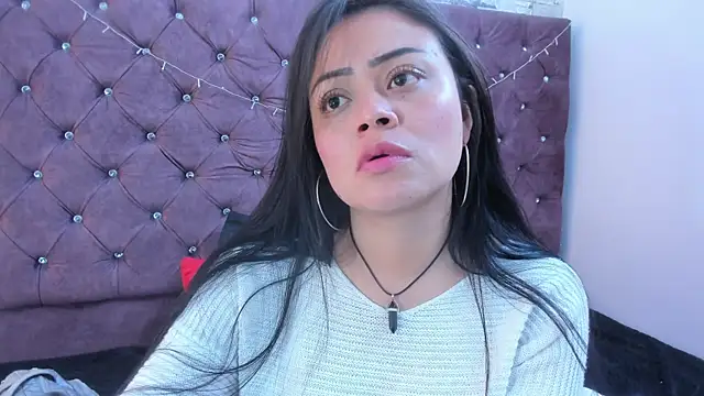 gabriela grace online show from October 28, 2:53 pm