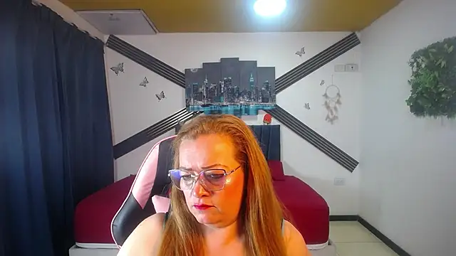 Snapshot of SharonStonn chatting on July 21, 3:09 am SharonStonn online show from July 21, 3:09 am