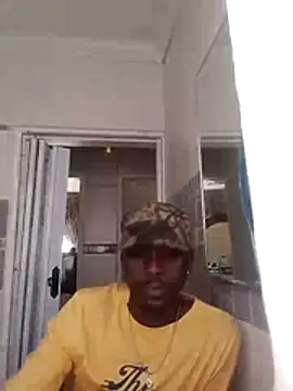 Snapshot of Skubadiber chatting on July 21, 10:39 am Skubadiber online show from July 21, 10:39 am