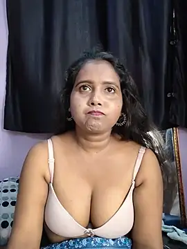 Snapshot of hornykhushi321 chatting on July 24, 3:04 am hornykhushi321 online show from July 24, 3:04 am