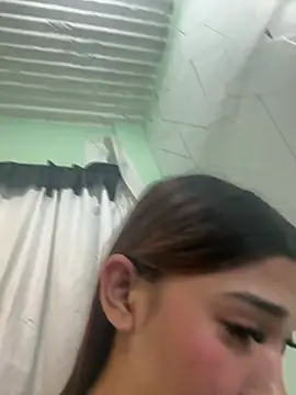 Snapshot of cuttiegurlSam chatting on July 20, 5:48 pm cuttiegurlSam online show from July 20, 5:48 pm